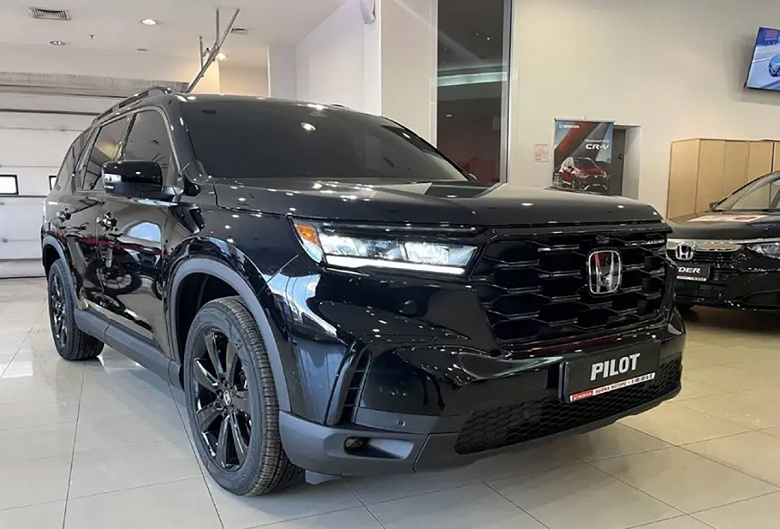 Очень чёрный Honda Pilot появился в России: стартовали продажи Honda Pilot Black Edition — с гарантией 3 года, мотором V6 и полным приводом